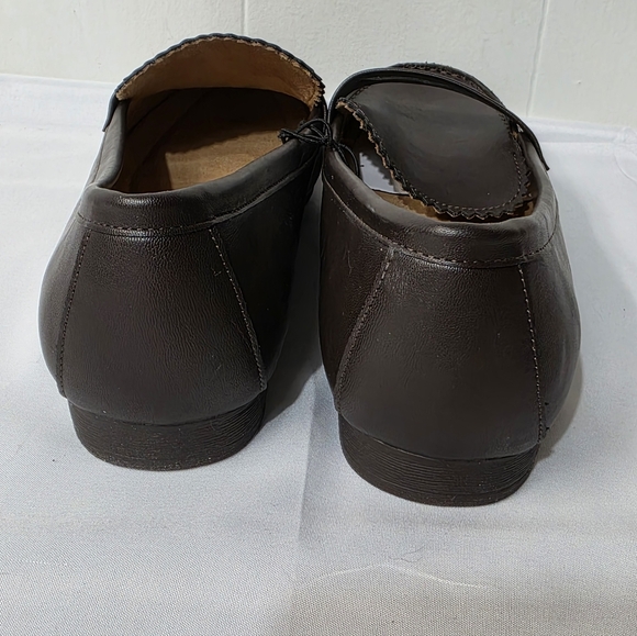 White Mountain Womens Size 10W Brown Slip On Penny Loafers New - Picture 2 of 7